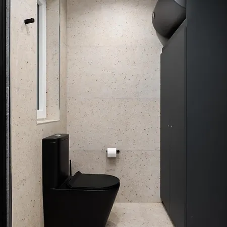 Modern 1br Maisonette With Back Yard - Close To Manoel Island Saint Julians & Tigne Shopping Mall